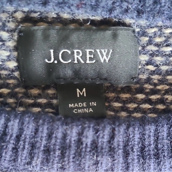 💙 J.Crew Women’s Sweater – Size Medium - Picture 2 of 3